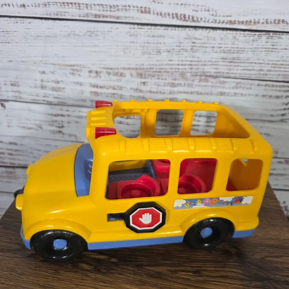 2001 Fisher Price Little People School Bus Sounds